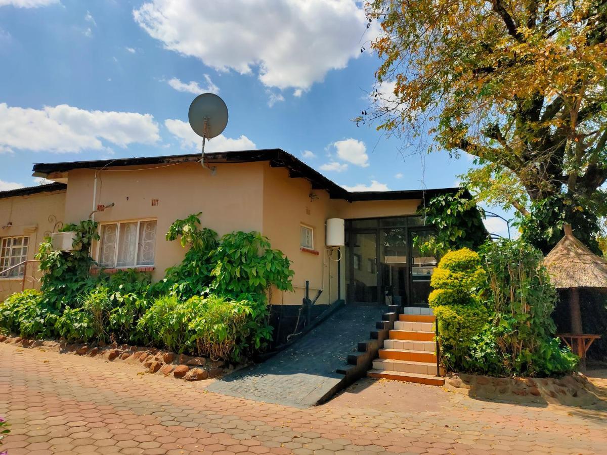 Golden Days Lodge Livingstone Exterior foto